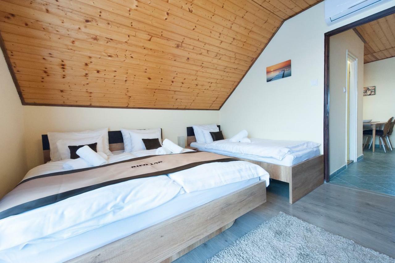 Bier-Lak Apartman House 71 Balatonlelle Exteriör bild