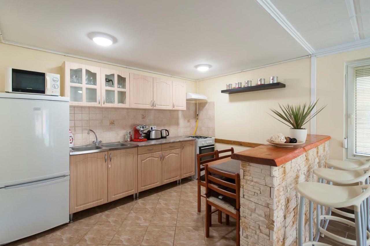 Bier-Lak Apartman House 71 Balatonlelle Exteriör bild