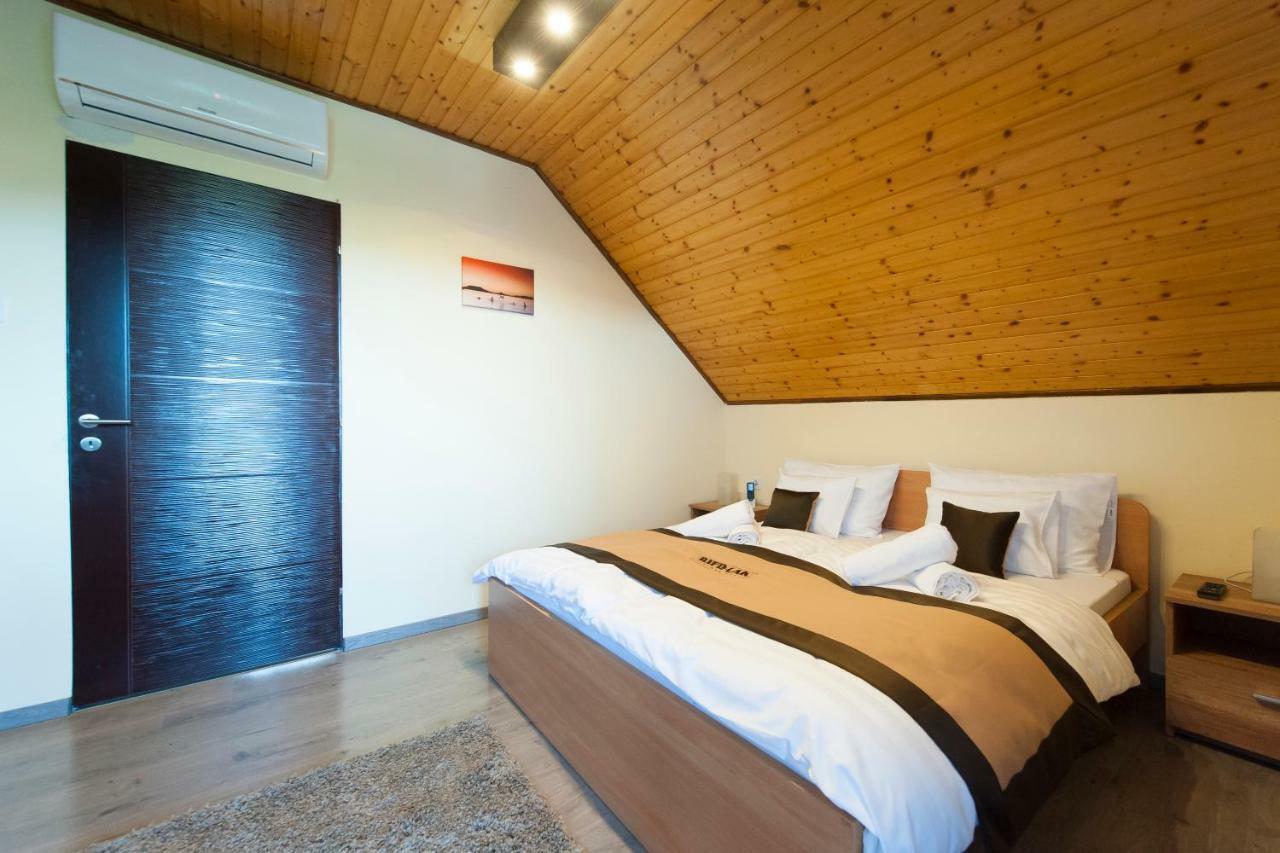 Bier-Lak Apartman House 71 Balatonlelle Exteriör bild