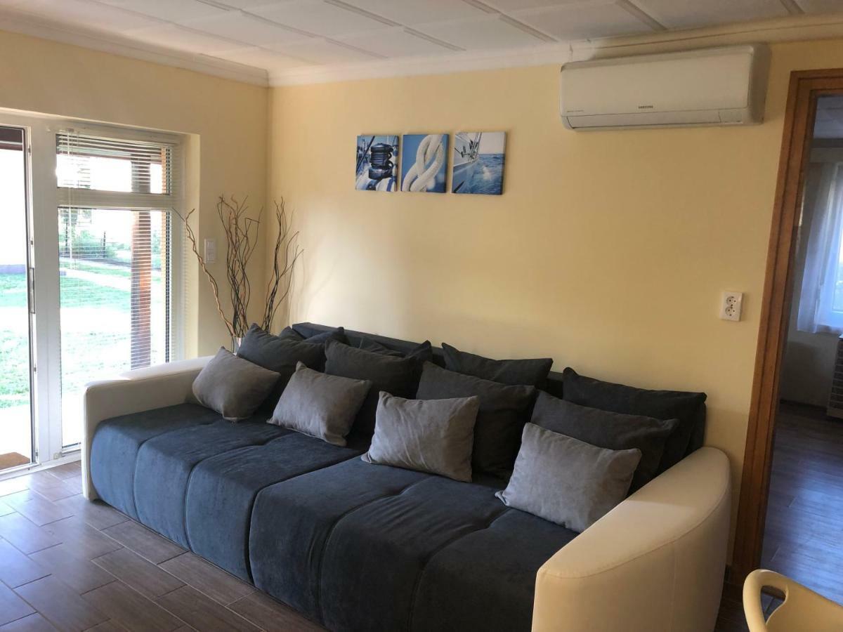 Bier-Lak Apartman House 71 Balatonlelle Exteriör bild