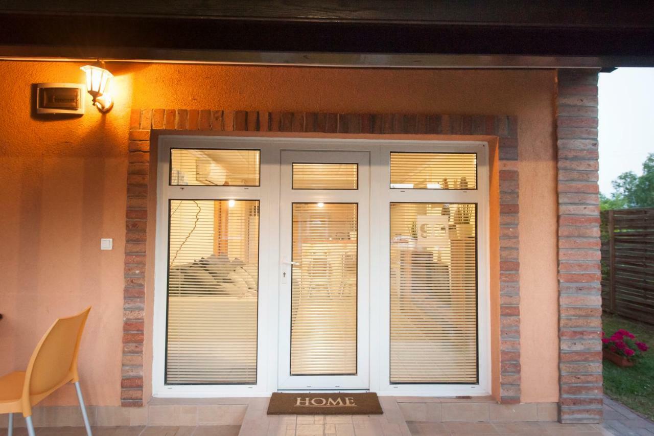 Bier-Lak Apartman House 71 Balatonlelle Exteriör bild